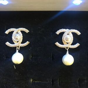 Classic Chanel Pearl Drop Earrings
